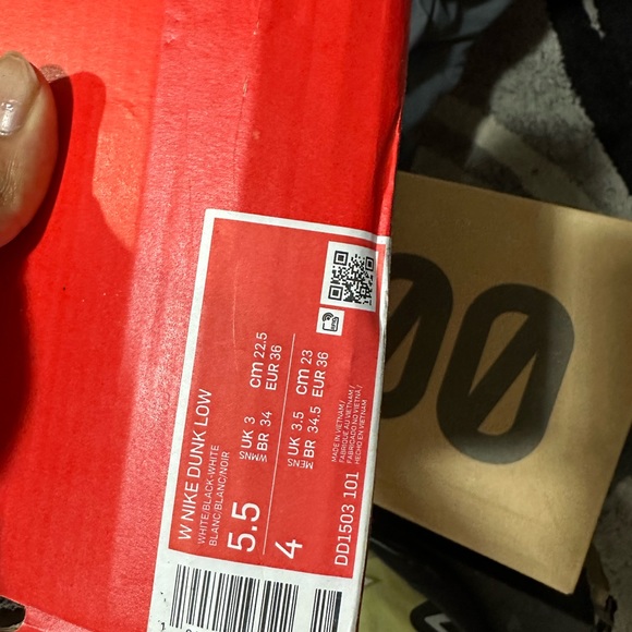 Panda Dunks - Picture 4 of 5